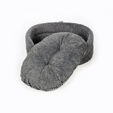 Danish Design Fleece Slumber Bed Charcoal Arrows